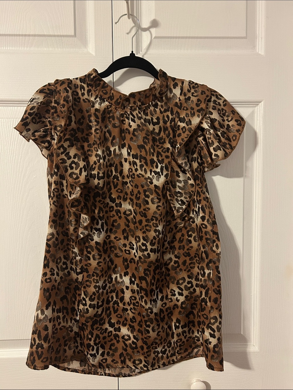 Woman’s Leopard Print Ruffle Top- Brown